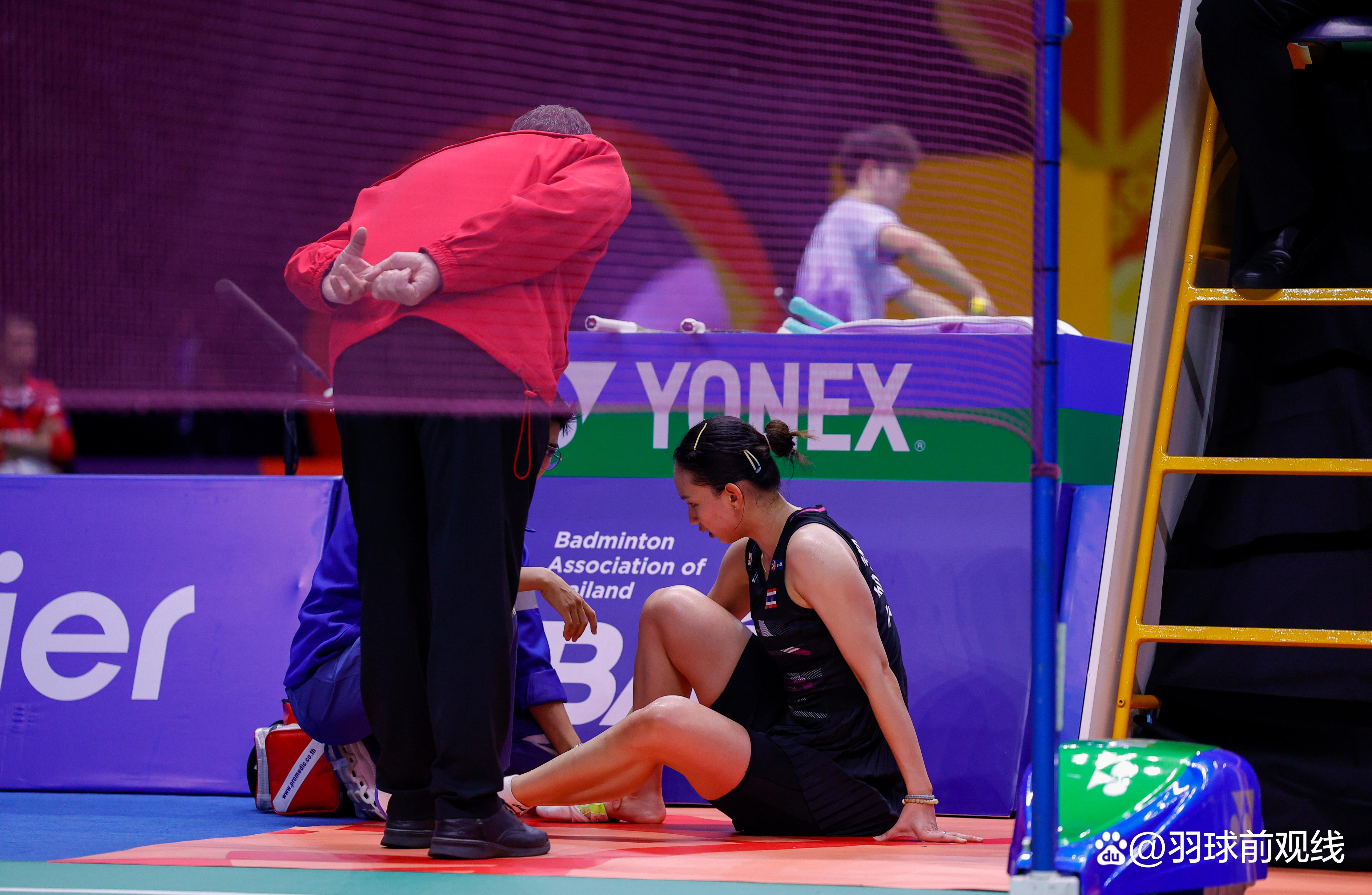 包含日本羽毛球队翻盘泰国羽毛球队，辛杜关键制胜的词条