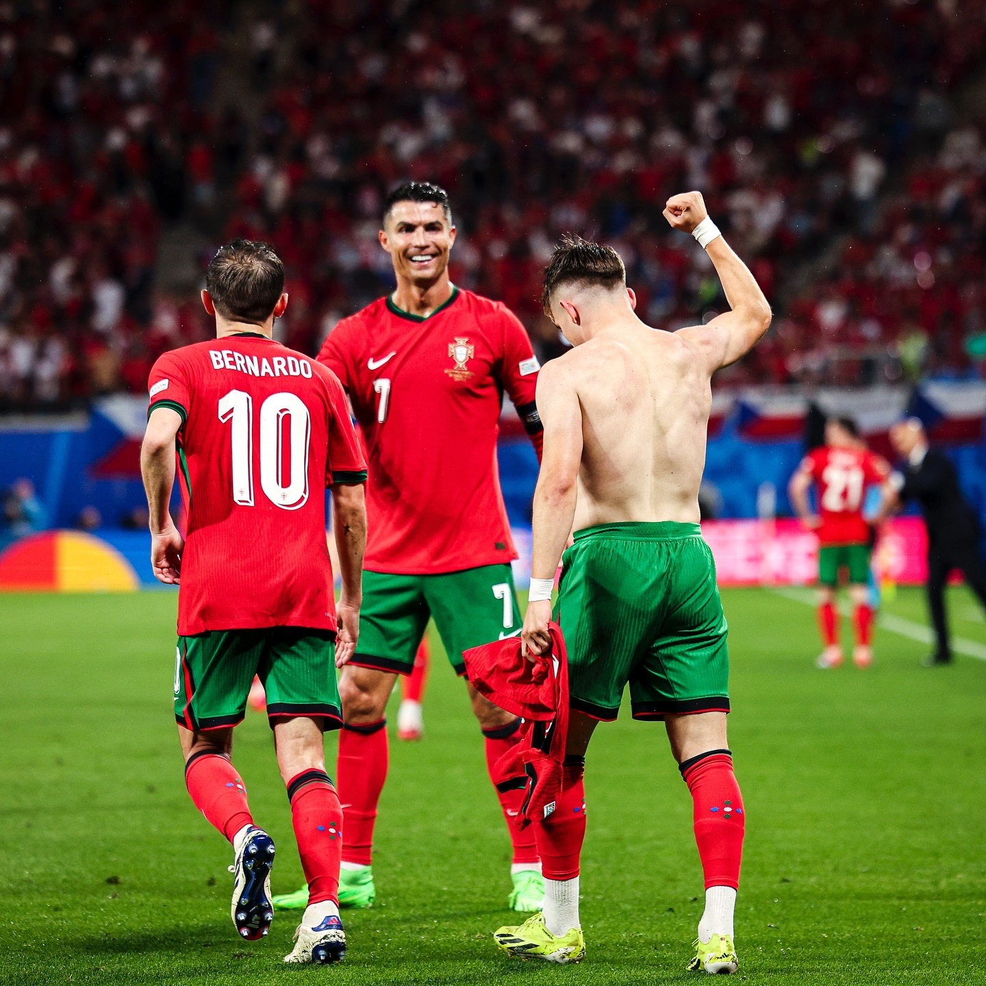 开云体育官方网站-瑞典力克罗地亚晋级欧洲杯，赛事精彩