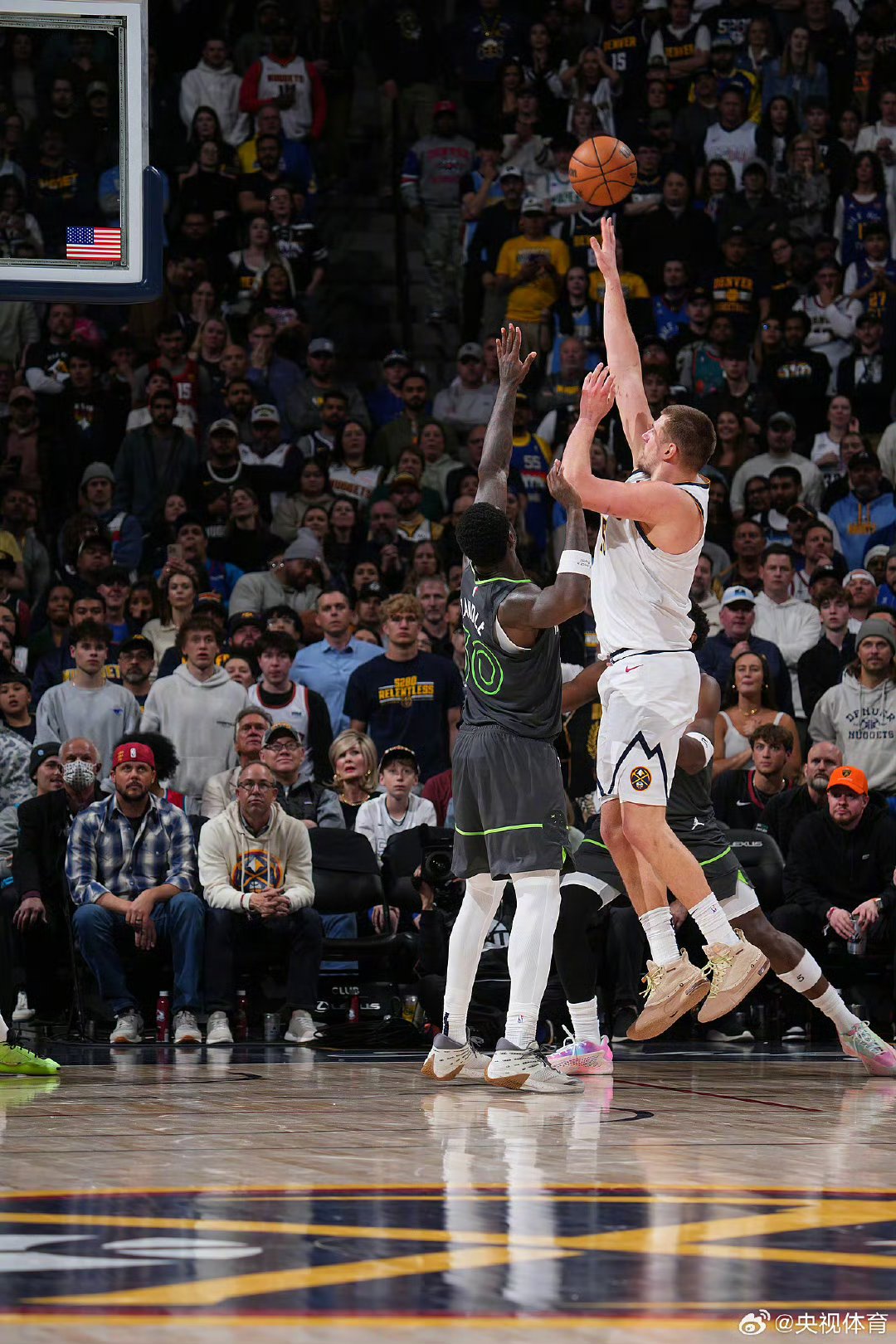 开云体育下载-掘金击败国王，成功实现主场保住胜利的简单介绍