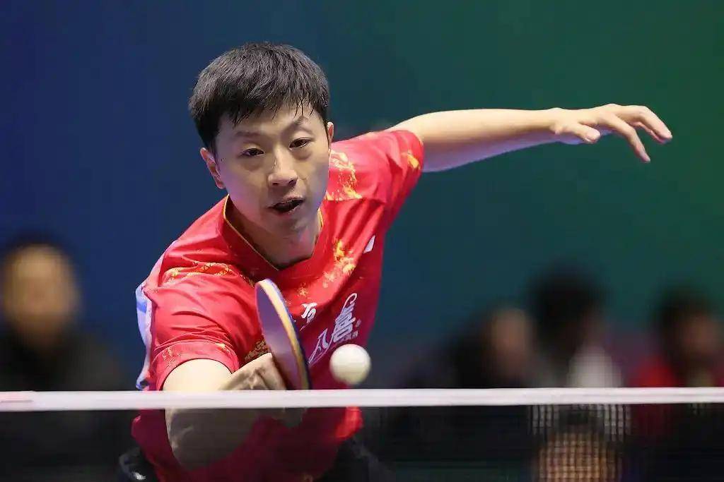 开云足球直播-中国队横扫韩国队，马龙点燃赛场