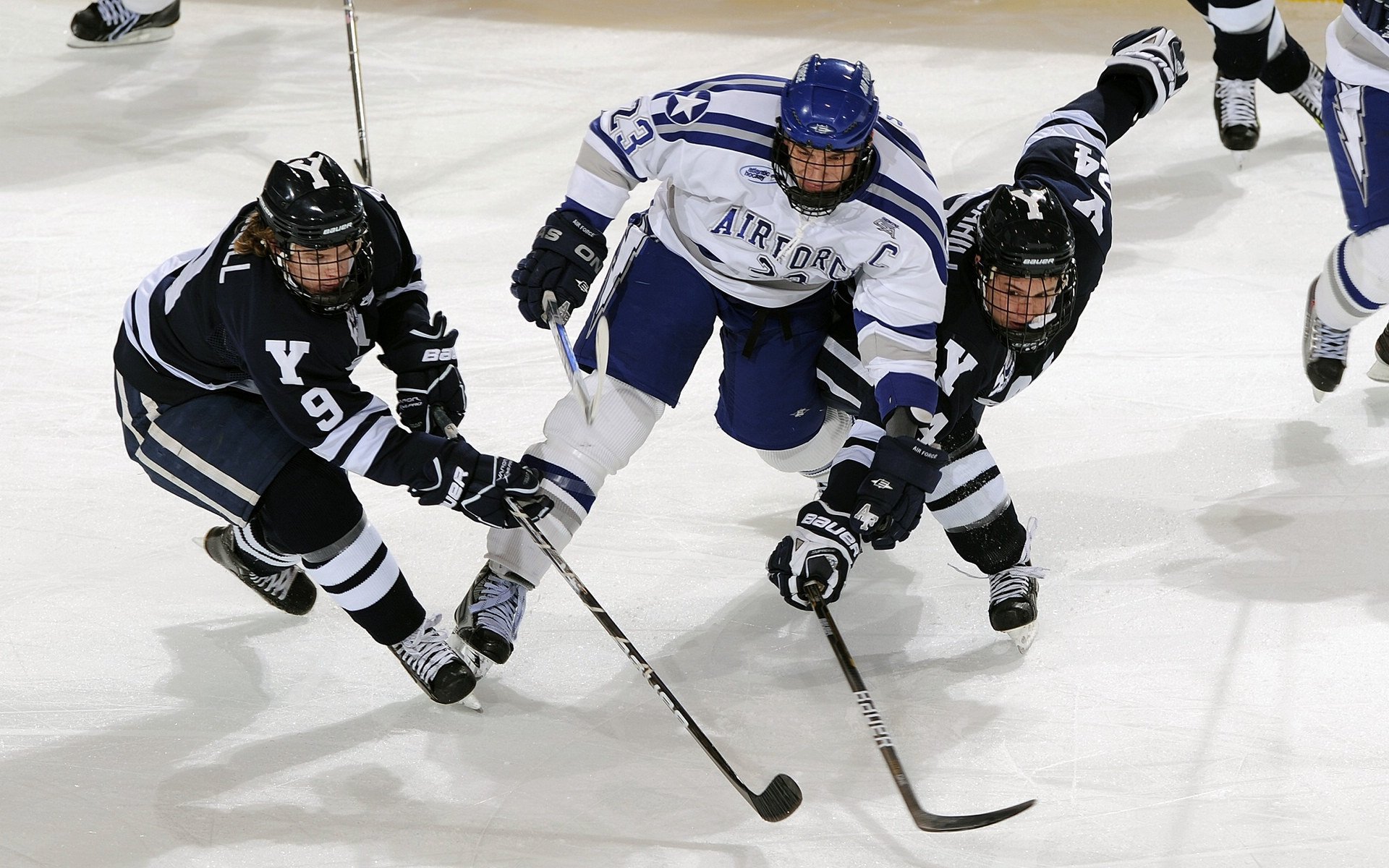 骑士险胜掘金，西亚卡姆比赛走势一手掌控